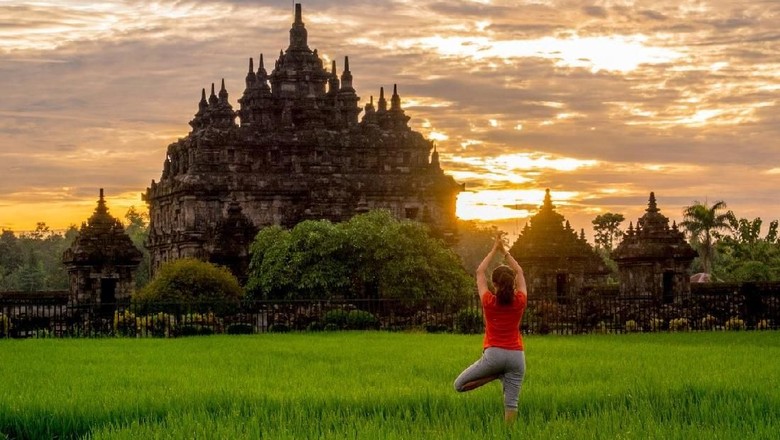 Indonesia punya ragam destinasi wisata yang komplit (dok Kementerian Pariwisata)