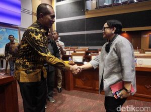 DPR akan Panggil Menlu soal 4 WN Australia di Pusaran Rusuh Papua DPR akan Panggil Menlu soal 4 WN Australia di Pusaran Rusuh Papua