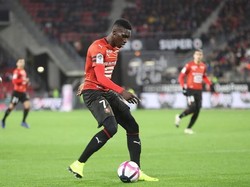 Ismailan Sarr bermain untuk Stade Rennais. Dia mencetak sembilan gol dari 28 laga atau 2.222 menit. (Foto: Instagram @ismaila_sarr_18)