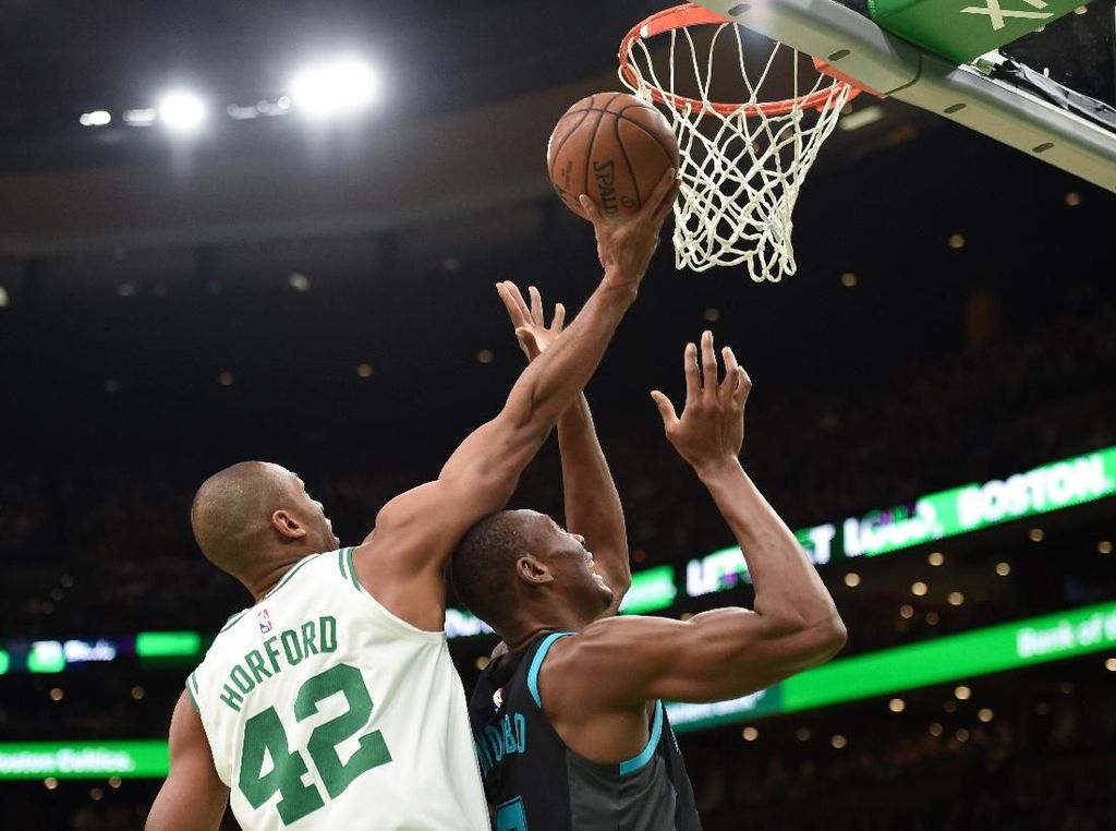 Hasil NBA: Minus Irving, Celtics Gilas Hornets 126-94 Hasil NBA: Minus Irving, Celtics Gilas Hornets 126-94