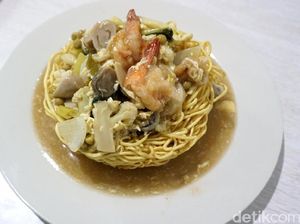 Yuk, Jajan 5 I Fu Mie Enak dengan Kuah Kental dan Topping Lengkap! Yuk, Jajan 5 I Fu Mie Enak dengan Kuah Kental dan Topping Lengkap!