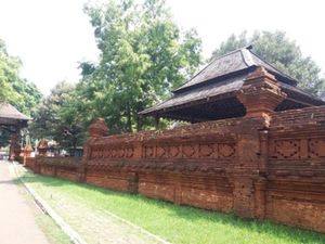 Keraton Kasepuhan Cirebon yang Memikat Hati