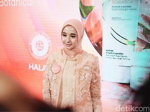 Laudya Cynthia Bella, Ashton Kutcher, Saphira Indah hingga Atiqah Hasiholan