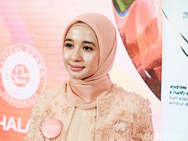 Foto: Wajah Glowing Laudya Cynthia Bella yang Nggak Suka Make Up Menor