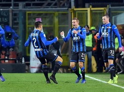 Selang dua menit dari gol pertama Atalanta kembali mampu membobol gawang Juventus. Kali ini giliran Duvan Zapata yang mencatatkan namanya di papan skor. REUTERS/Massimo Pinca.