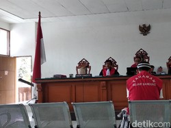 2 Kurir Ganja Asal Bogor Divonis Penjara Seumur Hidup dan 20 Tahun