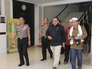 Jenguk Habib Bahar, Fadli Zon Bilang Billy Sindoro Tak Ada di Tahanan