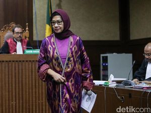 Divonis 8 Tahun Penjara, Karen Agustiawan: Innalillahi Wainnailaihi Rojiun Divonis 8 Tahun Penjara, Karen Agustiawan: Innalillahi Wainnailaihi Rojiun