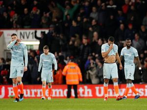 Menunggu Respons Chelsea Menunggu Respons Chelsea