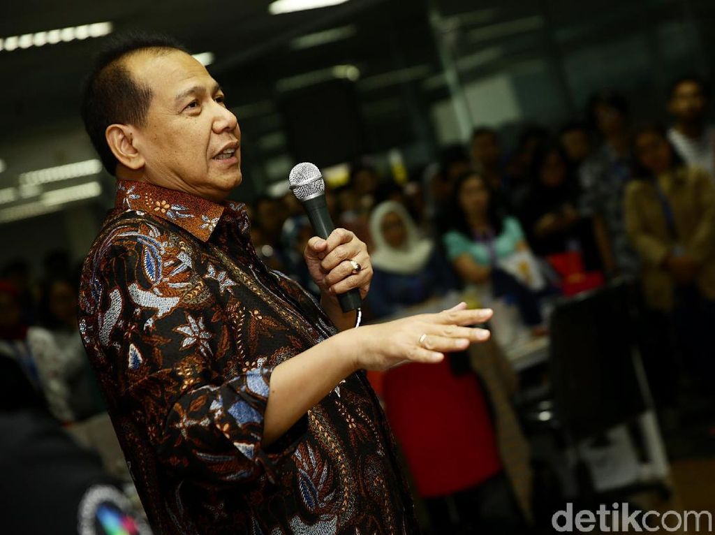 CT Bicara Tantangan Makin Berat di Tengah Kemajuan Teknologi CT Bicara Tantangan Makin Berat di Tengah Kemajuan Teknologi