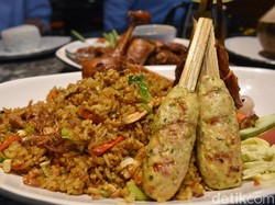 Makan Besar! Nasi Goreng NKRI dan Ayam Goreng Kalasan