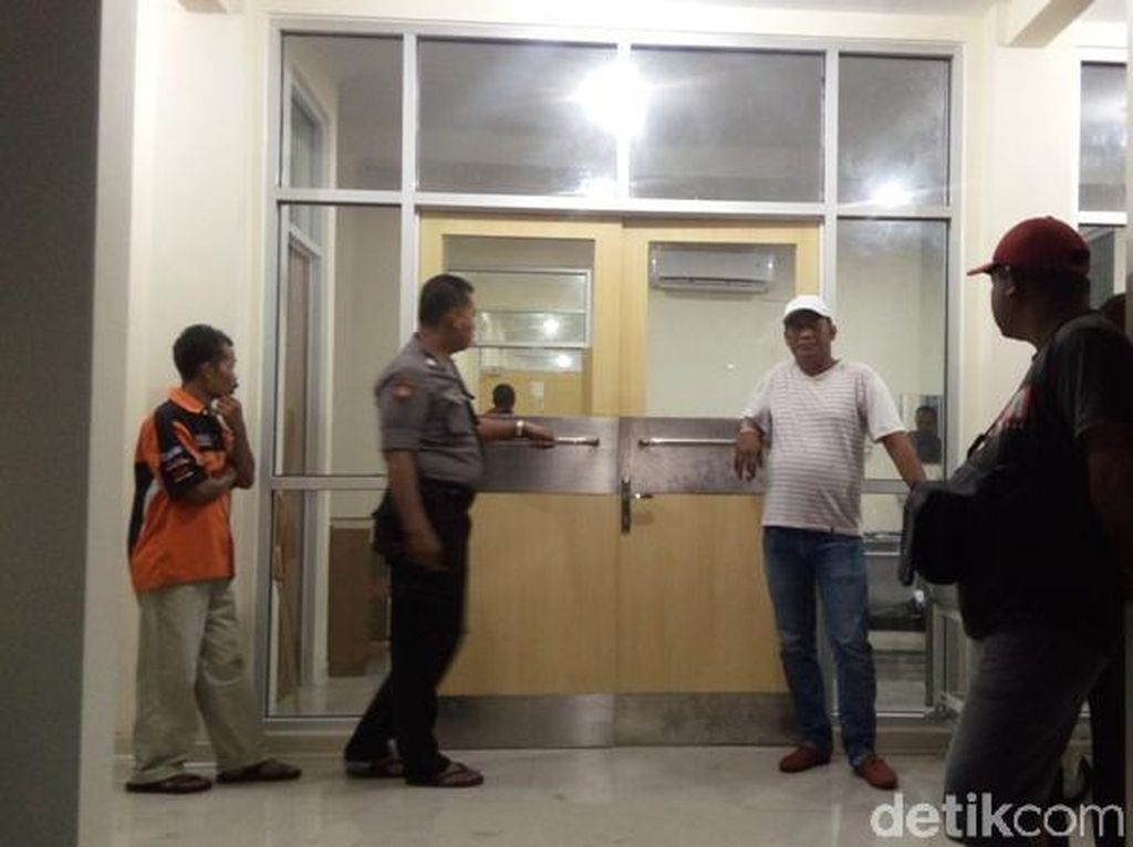 Tawuran Pelajar di Magelang, Seorang Siswa SMK Tewas Tawuran Pelajar di Magelang, Seorang Siswa SMK Tewas