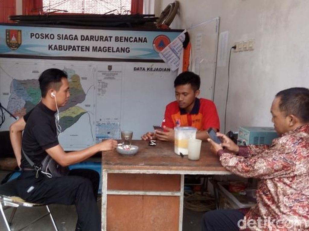 Ini Imbauan BPBD Magelang untuk Warga dan Penambang Pasir Merapi Ini Imbauan BPBD Magelang untuk Warga dan Penambang Pasir Merapi
