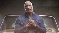 Aksi Dwayne Johnson di Hobbs and Shaw