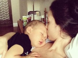 So Sweet! Kebersamaan Julie Estelle dengan Keponakan Tersayang
