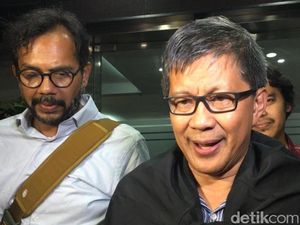 Penyidik Tanya Rocky Gerung Pengetahuannya soal Kitab Suci dan Fiksi Penyidik Tanya Rocky Gerung Pengetahuannya soal Kitab Suci dan Fiksi