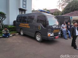Jaksa Bantu Pemprov DKI Distribusi Oksigen Pakai Mobil Tahanan