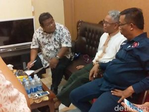 Suasana Pemberkasan Buni Yani di Kejari Depok Suasana Pemberkasan Buni Yani di Kejari Depok