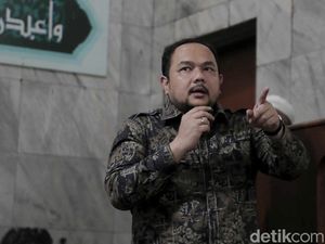 Pengacara Jawab PSI: Buni Yani Justru Mubahalah karena Masuk Penjara Pengacara Jawab PSI: Buni Yani Justru Mubahalah karena Masuk Penjara