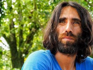 Mengenal Pencari Suaka Peraih Penghargaan Sastra Bergengsi di Australia