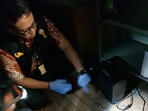 Satgas Antimafia Bola: Dokumen yang Dihancurkan Terkait Keuangan Persija Satgas Antimafia Bola: Dokumen yang Dihancurkan Terkait Keuangan Persija