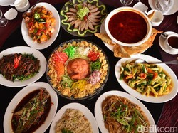 Di Bandung Ada Yu Sheng dan Nasi Goreng Udang Istimewa Buat Imlek