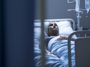Saran Dokter Agar Tak Tertular Infeksi Saat Besuk Pasien di RS Saran Dokter Agar Tak Tertular Infeksi Saat Besuk Pasien di RS