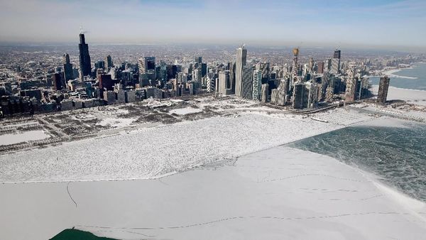 Penampakan Udara Fenomena Polar Vortex di AS
