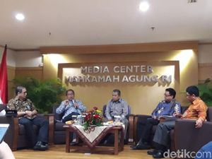 MA: Kami Perlu Kontrol dari Pers