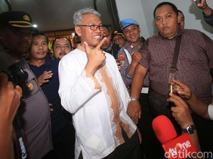 Surat Buni Yani: Saya Sekamar Bareng Pembunuh, Apa Ahok Pernah Dipenjara? Surat Buni Yani: Saya Sekamar Bareng Pembunuh, Apa Ahok Pernah Dipenjara?