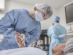 Tak Bisa Bahasa Inggris, Suster Ini Tulis Larangan Makan Pasien dengan Pesan Lucu