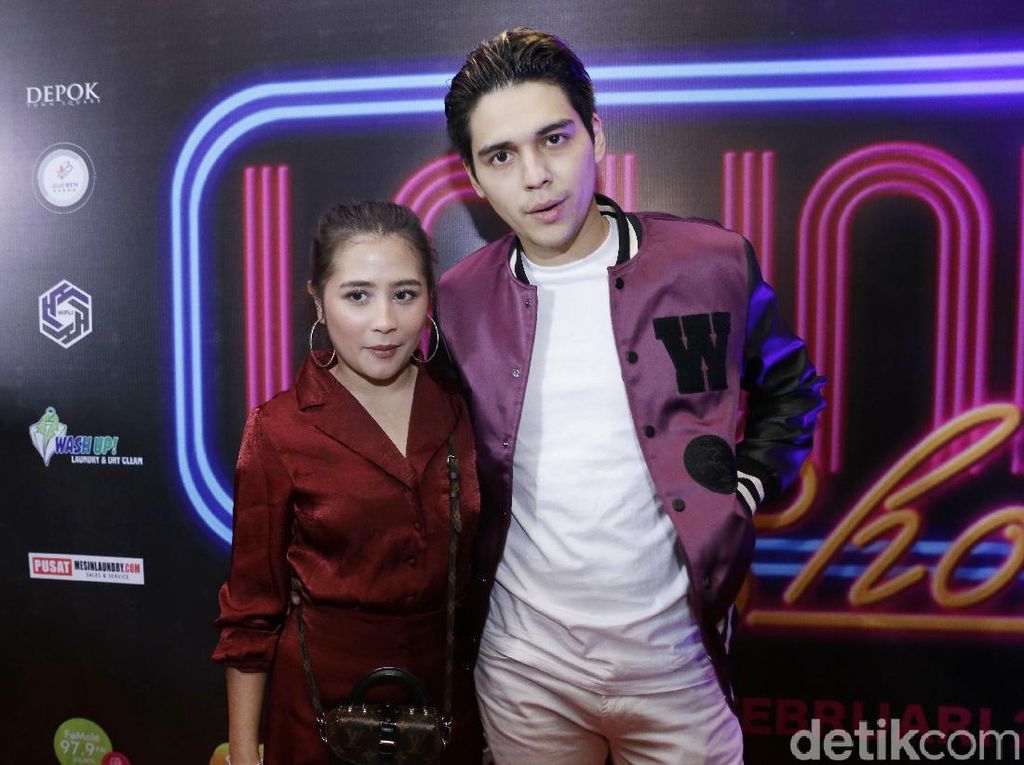 Prilly Latuconsina: Pacaran Nyaman dengan Maxime karena Sayang! Prilly Latuconsina: Pacaran Nyaman dengan Maxime karena Sayang!