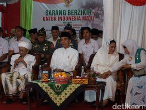 HNW: Mbah Moen Bukan Kemarin Saja Doakan Prabowo HNW: Mbah Moen Bukan Kemarin Saja Doakan Prabowo