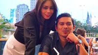 Mengenang Kebersamaan Saphira Indah dan Suami Semasa Hidupnya