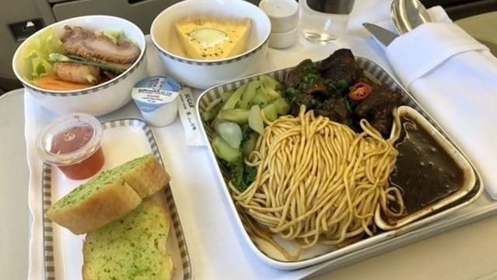 Seru! Intip Makanan Pesawat dari Berbagai Maskapai di Instagram Ini