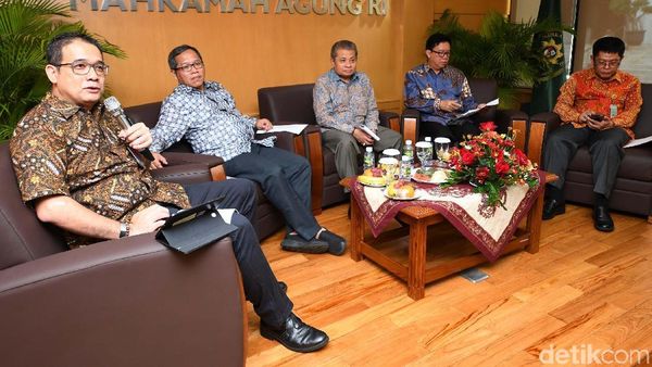 Diskusi Mahkamah Agung Outlook 2019: Persepsi dan Harapan