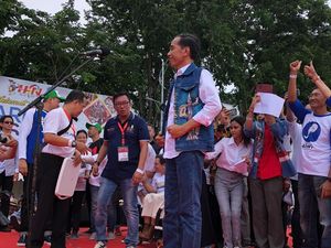 Panitia Alumni Jatim Sesalkan MC Beri Gelar Cak-Jancuk ke Jokowi Panitia Alumni Jatim Sesalkan MC Beri Gelar Cak-Jancuk ke Jokowi