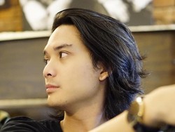 Beradegan Ciuman dengan Syifa Hadju, Baskara Mahendra Canggung