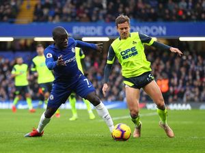 Babak Pertama, Chelsea Unggul 2-0 atas Huddersfield