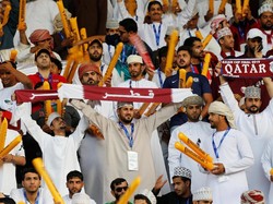 Warga Qatar tentu tak menyangka timnasnya bisa melaju sampai final mengingat prestasi terbaik mereka selama di Piala Asia adalah dua kali perempatfinalis pada 2000 dan 2011. (REUTERS)