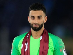 Sementara itu kiper Qatar, Saad Al-Haseb, jadi kiper terbaik karena hanya kebobolan satu gol sepanjang turnamen ini,. (REUTERS)