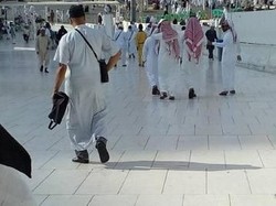 Kominfo: Model Bisnis Umrah Online Masih Digarap