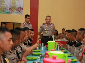 Melanjutkan Perjuangan Awaloedin Djamin Membangun Polisi Profesional Melanjutkan Perjuangan Awaloedin Djamin Membangun Polisi Profesional
