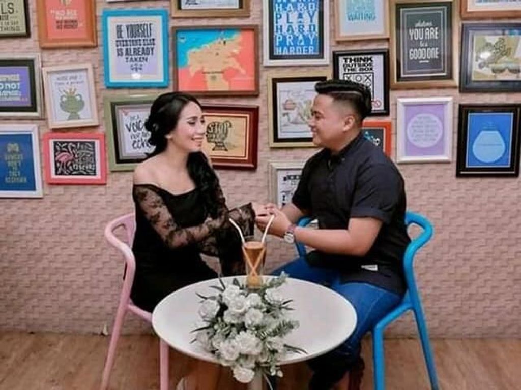 Kisah Pilu Wanita di Kupang, Pacarnya Meninggal 2 Hari Jelang Nikah Kisah Pilu Wanita di Kupang, Pacarnya Meninggal 2 Hari Jelang Nikah