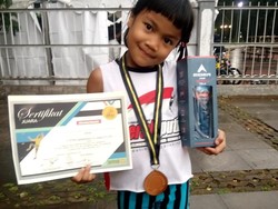 Cerita Balqis Laba-laba Kecil Jawara Kompetisi Panjat Dinding