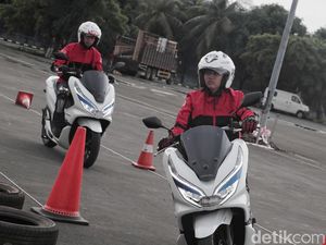 Kencan Pertama Honda PCX Listrik, Adakah yang Berbeda?