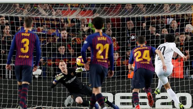 Dua Gol Messi Selamatkan Barca dari Kekalahan Lawan Valencia