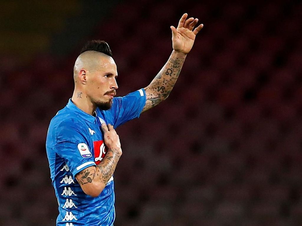 Hamsik Tak Tertarik Gabung AS Roma Hamsik Tak Tertarik Gabung AS Roma