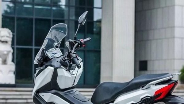 Mau Beli Motor Honda X-ADV tapi Kemahalan? Nih Obatnya!