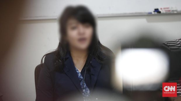 RA, yang disebut sebagai korban pelecehan seksual yang dilakukan oleh eks petinggi Dewan Pengawas BPJS TK.